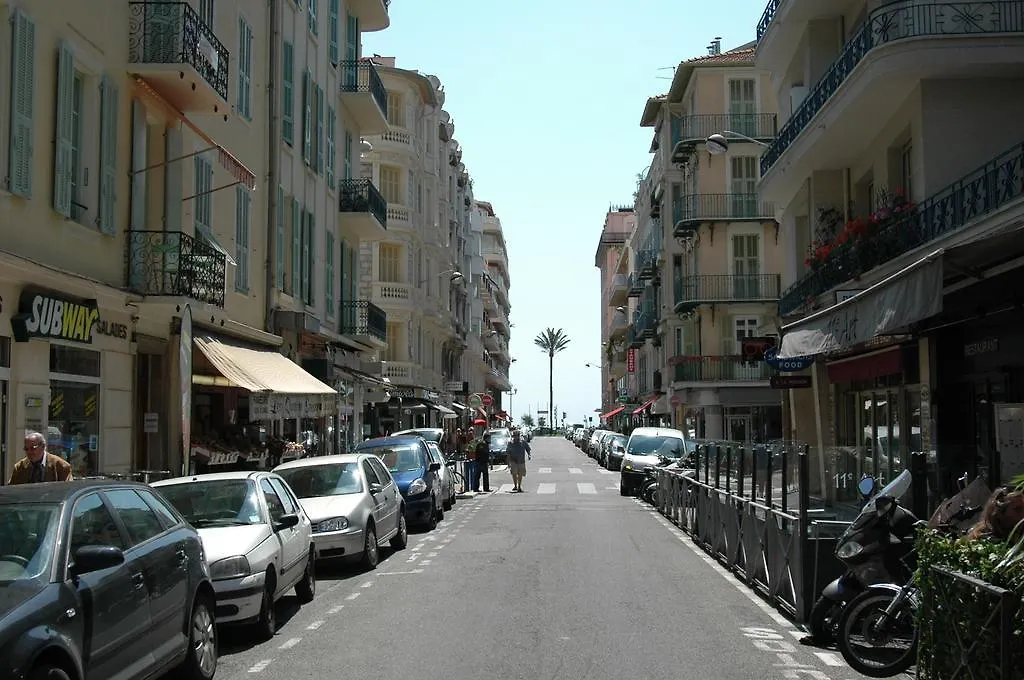 Ostello Meyerbeer Beach Nizza