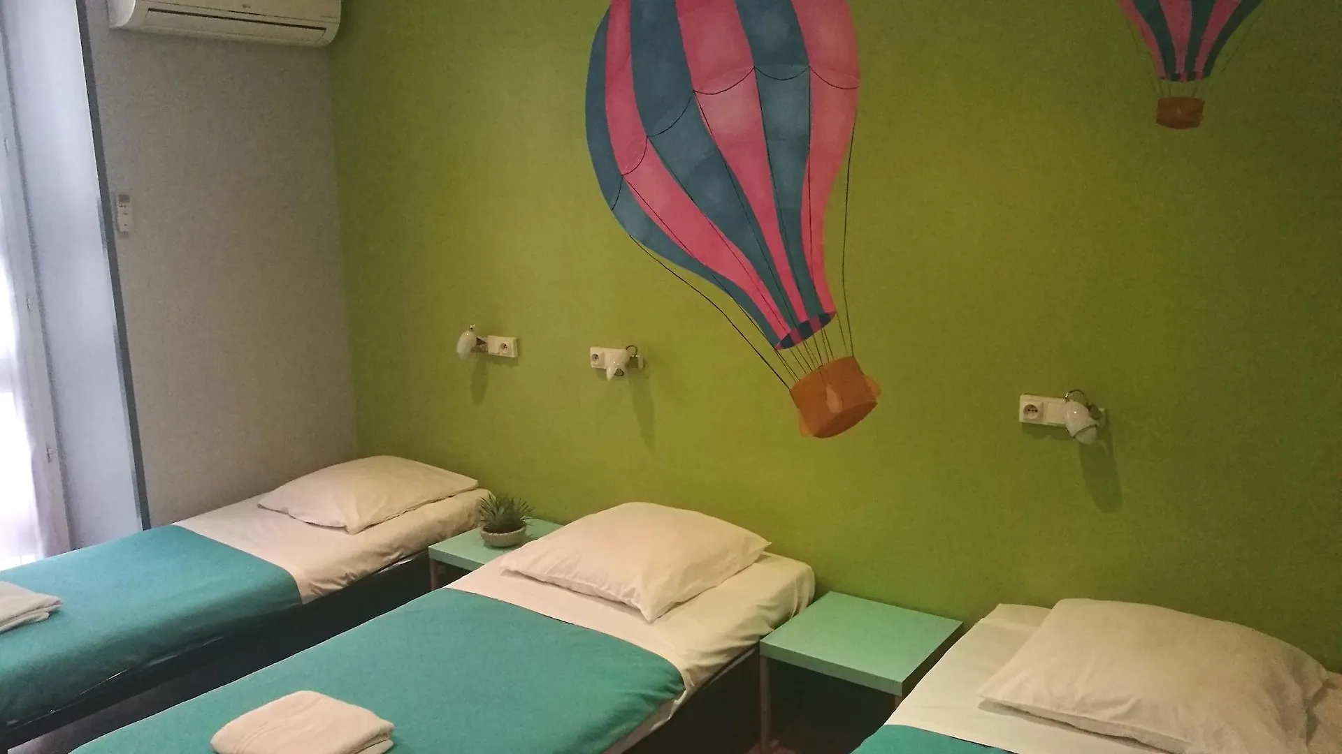 Hostel Meyerbeer Beach Νίκαια