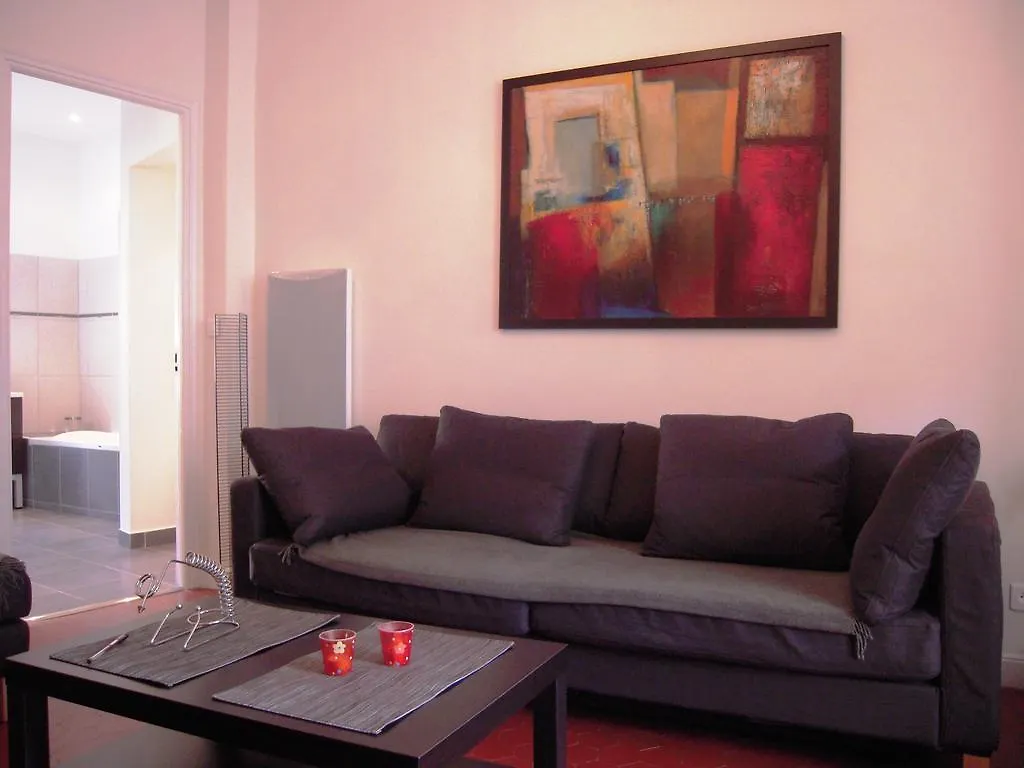 Meyerbeer Beach Nizza Hostel